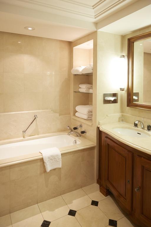 Hotel Maison Lameloise Chagny  Zewnętrze zdjęcie